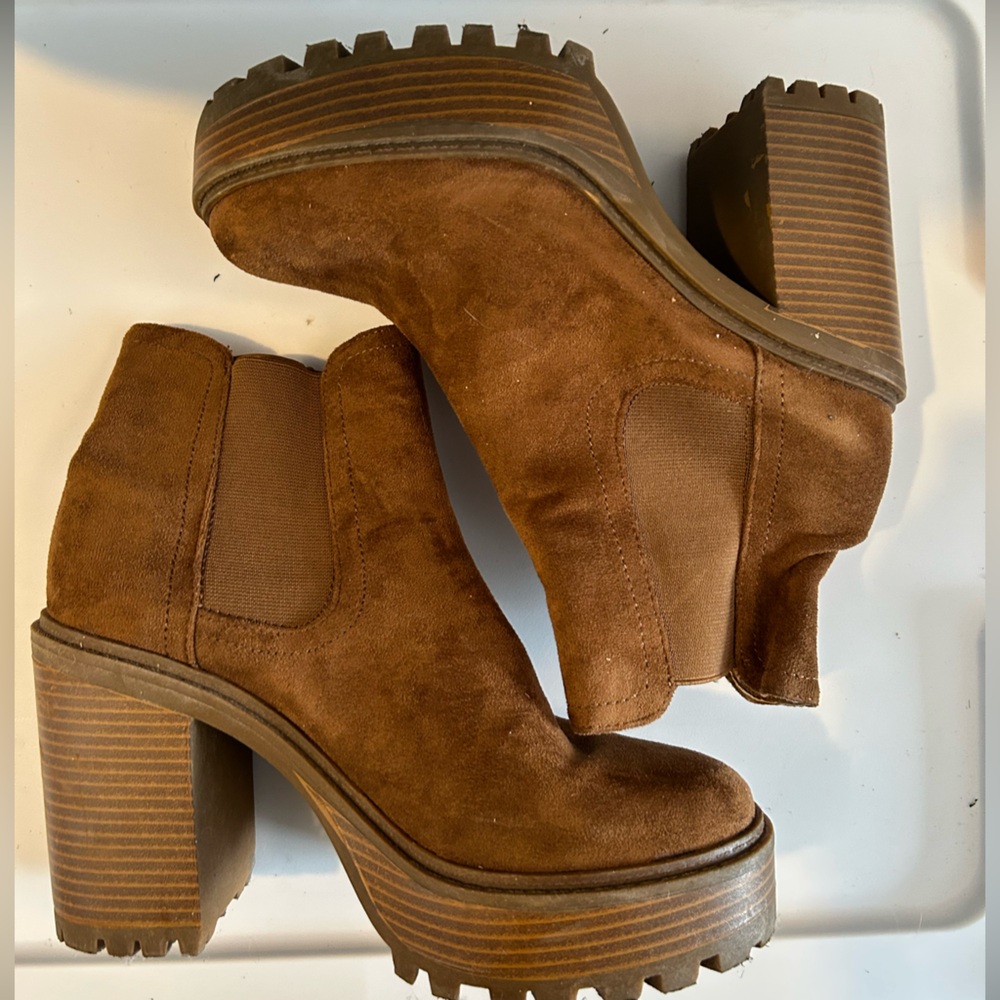 Forever 21 Brown Heeled Boots